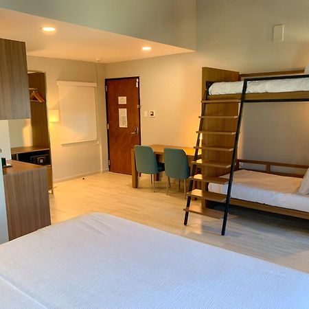 Tryp By Wyndham Маягес Екстериор снимка