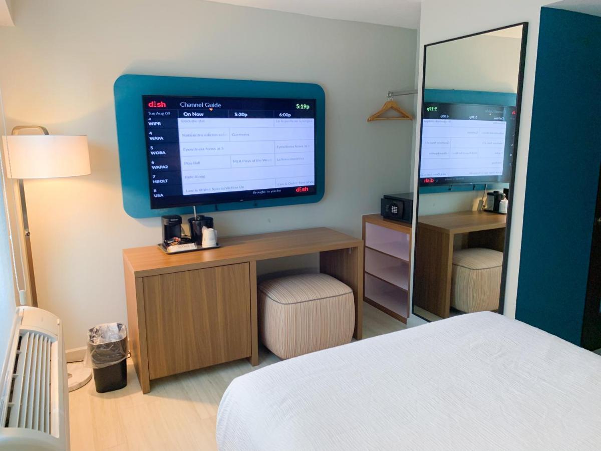 Tryp By Wyndham Маягес Екстериор снимка
