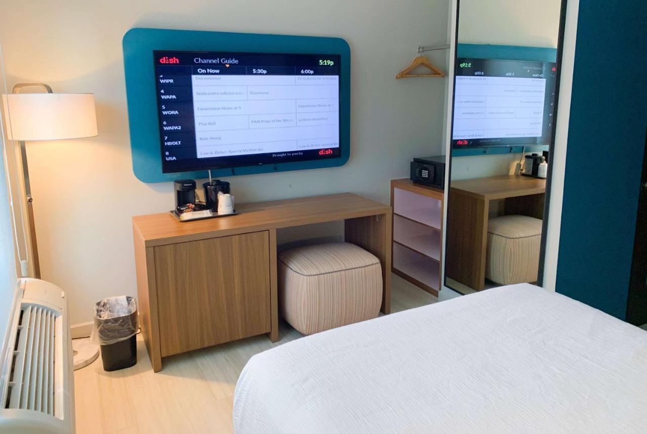 Tryp By Wyndham Маягес Екстериор снимка