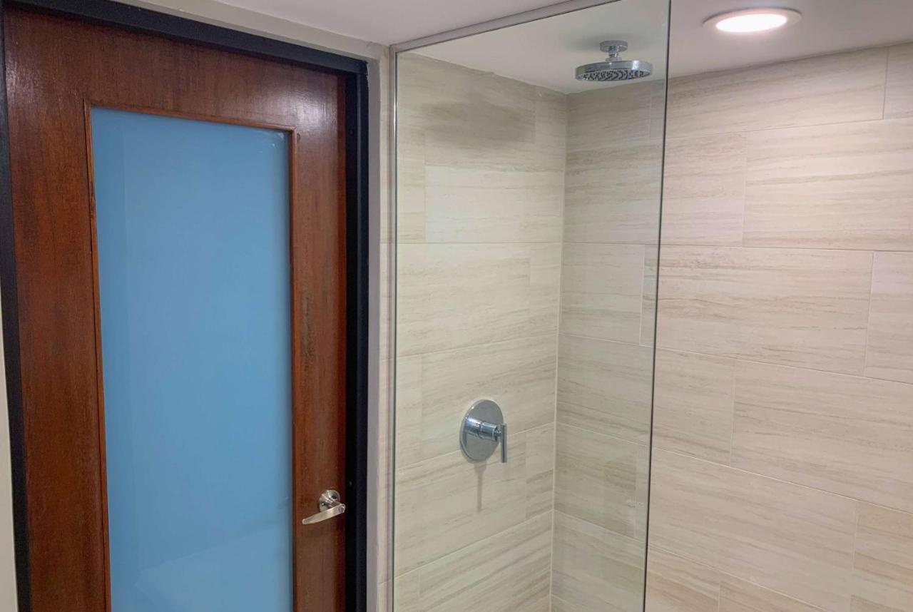 Tryp By Wyndham Маягес Екстериор снимка